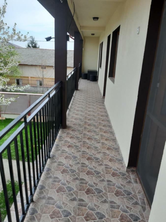 La Babusca Hotell Două Mai Eksteriør bilde